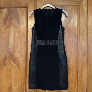 Theory sleeveless dress with leather panels at the waist and sides. Size 4
